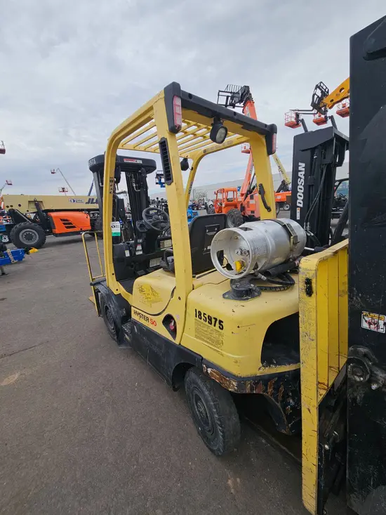 2017 HYSTER H50FT Warehouse Forklift