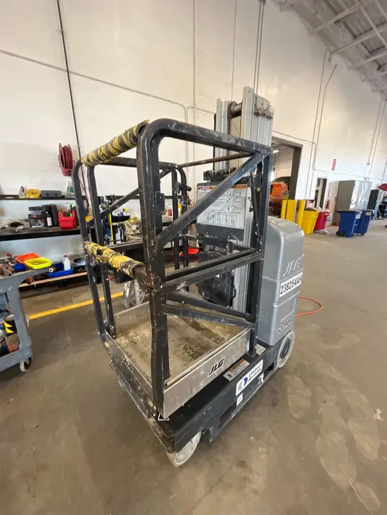2019 JLG 20MVL Self-Propelled One-Person Lift