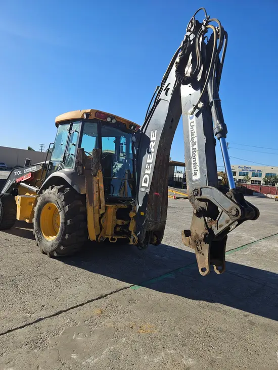 2019 John Deere 710L Backhoe Loader