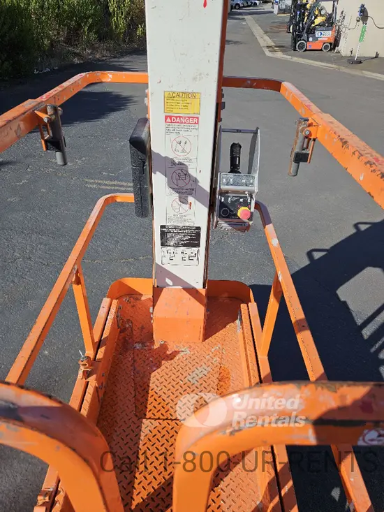 2022 Snorkel TM16E Self-Propelled One-Person Lift
