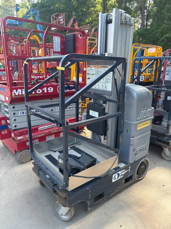 2018 JLG 20MVL Self-Propelled One-Person Lift