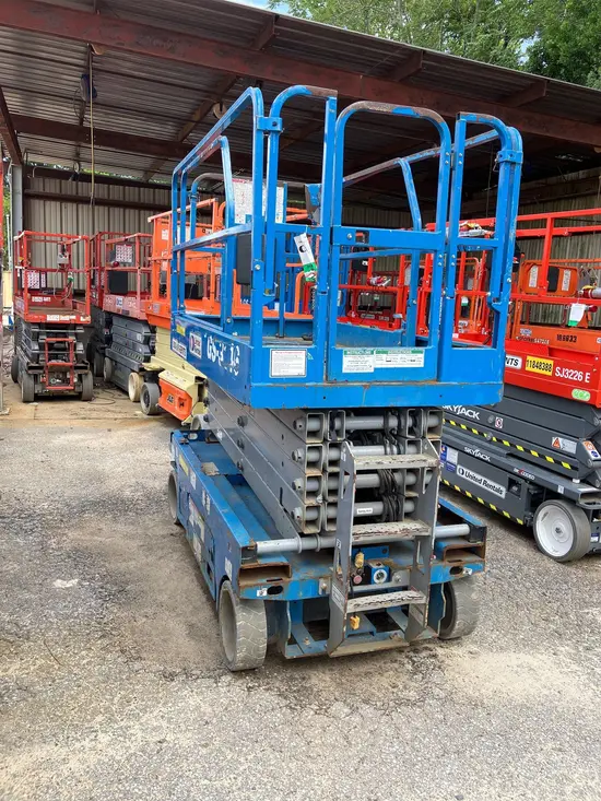 2018 Genie GS-3246 Scissor Lift