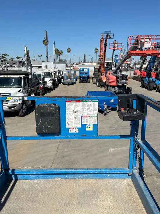 2018 Genie GS-4390 RT Rough Terrain Scissor Lift