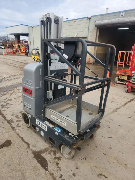 2018 JLG 20MVL Self-Propelled One-Person Lift