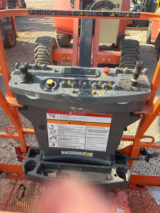 2016 JLG 450AJ Articulating Boom Lift