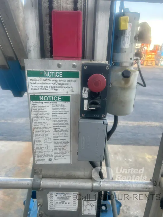 2018 Genie AWP-30SDC Pusharound Lift