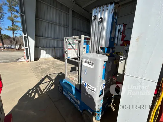 2019 Genie GR-20 Self-Propelled One-Person Lift