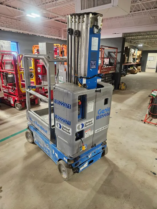 2016 Genie GR-20 Self-Propelled One-Person Lift
