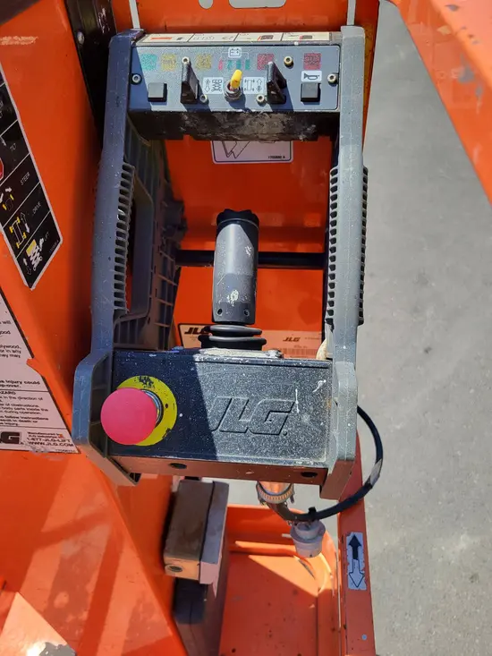 2018 JLG 1230ES Self-Propelled One-Person Lift