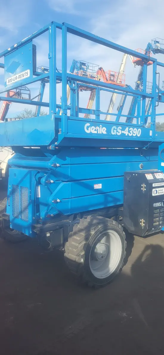 2017 Genie GS-4390 RT Rough Terrain Scissor Lift