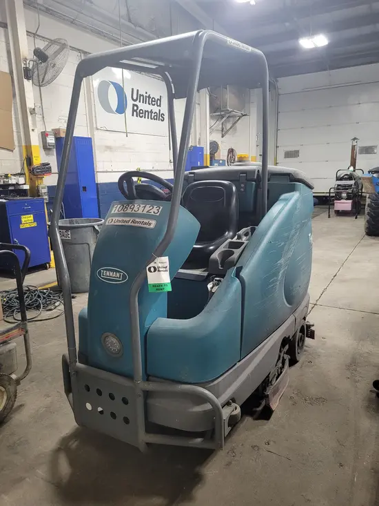 2019 Tennant T-16 Sweeper