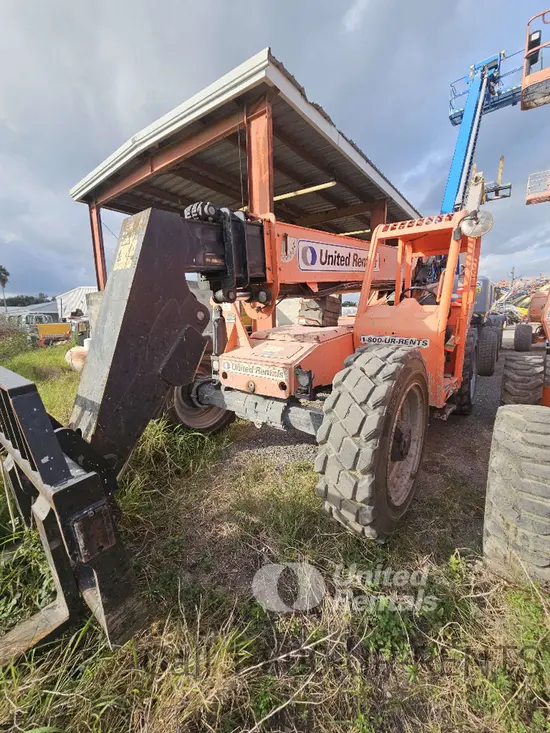 2018 SKYTRAK 8042 Forklift