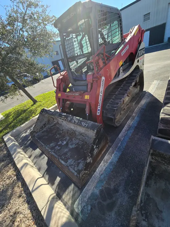 2020 Takeuchi TL12V2-CR Track Loader