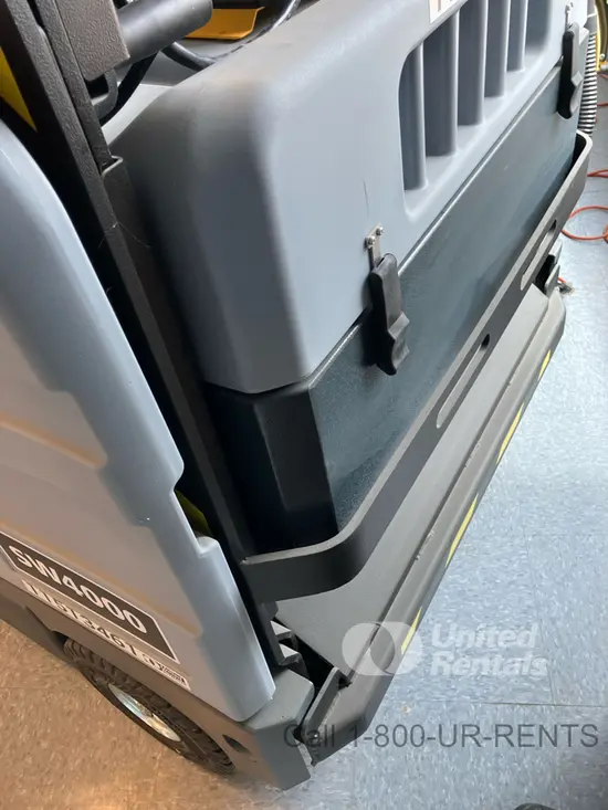 2022 Clarke SW4000 49 Sweeper
