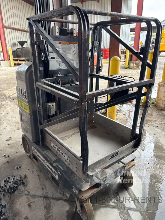 2017 JLG 20MVL Self-Propelled One-Person Lift