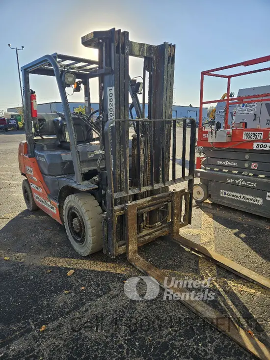 2020 Toyota 8FGU25 Warehouse Forklift