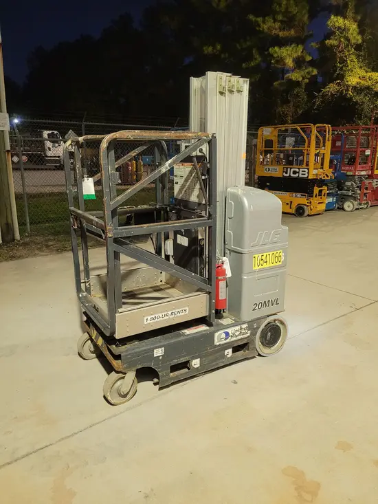 2016 JLG 20MVL Self-Propelled One-Person Lift