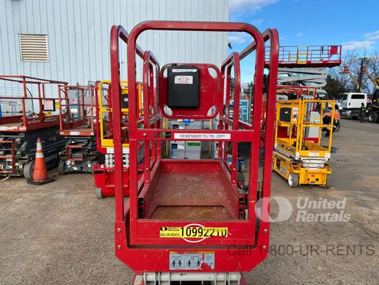 2019 MEC MICRO 19 Scissor Lift