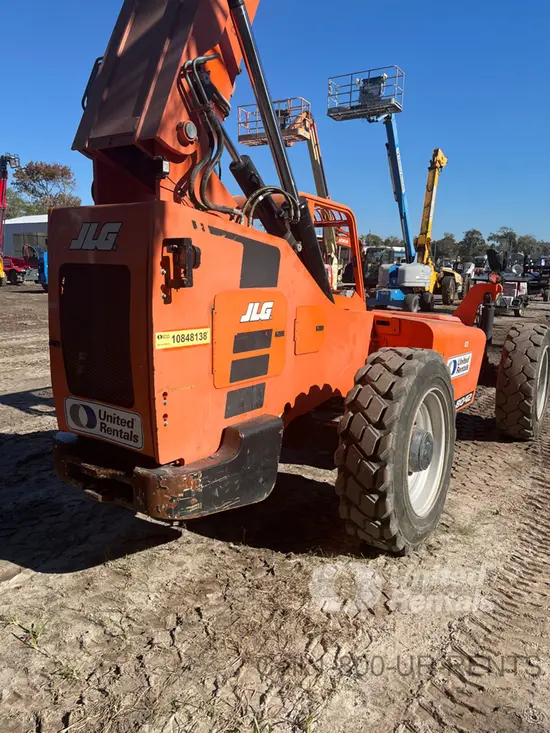 2018 SKYTRAK 8042 Forklift