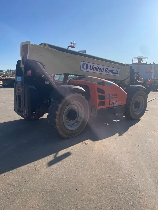 2019 JLG 1055 Forklift