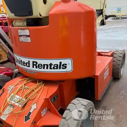 2017 JLG E450AJ Articulating Boom Lift