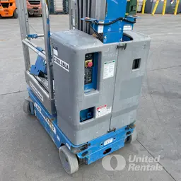 2017 Genie GR-20 Self-Propelled One-Person Lift