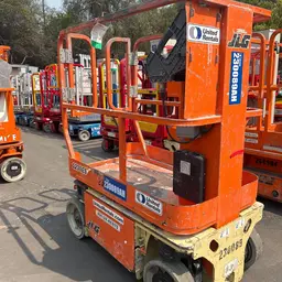 2019 JLG 1230ES Self-Propelled One-Person Lift