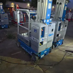 2019 Genie GR-20 Self-Propelled One-Person Lift