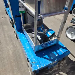 2018 Genie GR-20 Self-Propelled One-Person Lift
