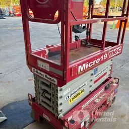 2020 MEC MICRO 19 Scissor Lift