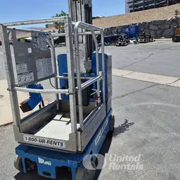 2016 Genie GR-20 Self-Propelled One-Person Lift