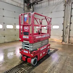2018 MEC 1930SE Scissor Lift