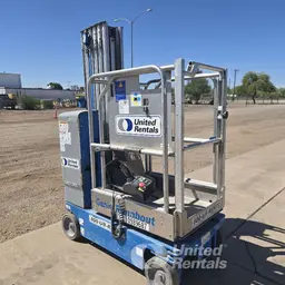 2019 Genie GR-20 Self-Propelled One-Person Lift