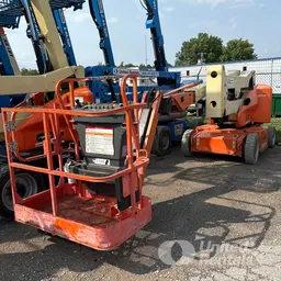 2016 JLG E400AJPN Articulating Boom Lift