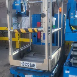 2016 Genie GR-20 Self-Propelled One-Person Lift