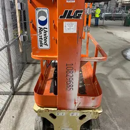 2018 JLG 1230ES Self-Propelled One-Person Lift