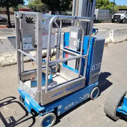 2016 Genie GR-20 Self-Propelled One-Person Lift