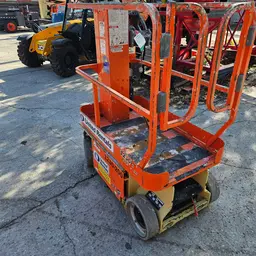 2017 JLG 1230ES Self-Propelled One-Person Lift