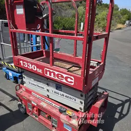 2018 MEC 1330SE Scissor Lift