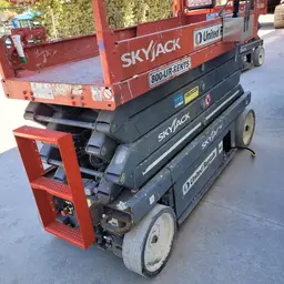 2018 Skyjack SJIII3226 Scissor Lift