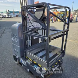 2018 JLG 20MVL Self-Propelled One-Person Lift