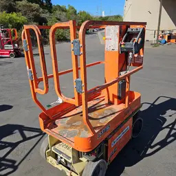 2019 JLG 1230ES Self-Propelled One-Person Lift