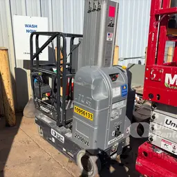 2019 JLG 20MVL Self-Propelled One-Person Lift