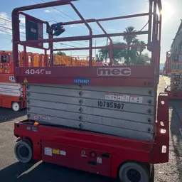2018 MEC 4046SE Scissor Lift