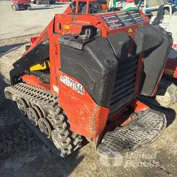 2021 Ditch Witch SK800 Track Loader