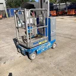 2018 Genie GR-20 Self-Propelled One-Person Lift
