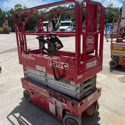 2017 MEC 1930SE Scissor Lift