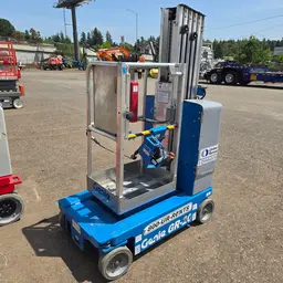 2019 Genie GR-20 Self-Propelled One-Person Lift