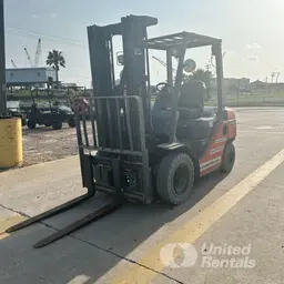 2020 Toyota 8FDU25 Warehouse Forklift