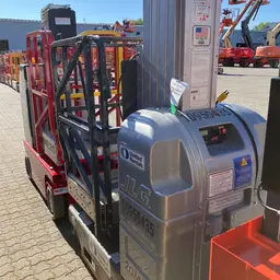 2019 JLG 20MVL Self-Propelled One-Person Lift